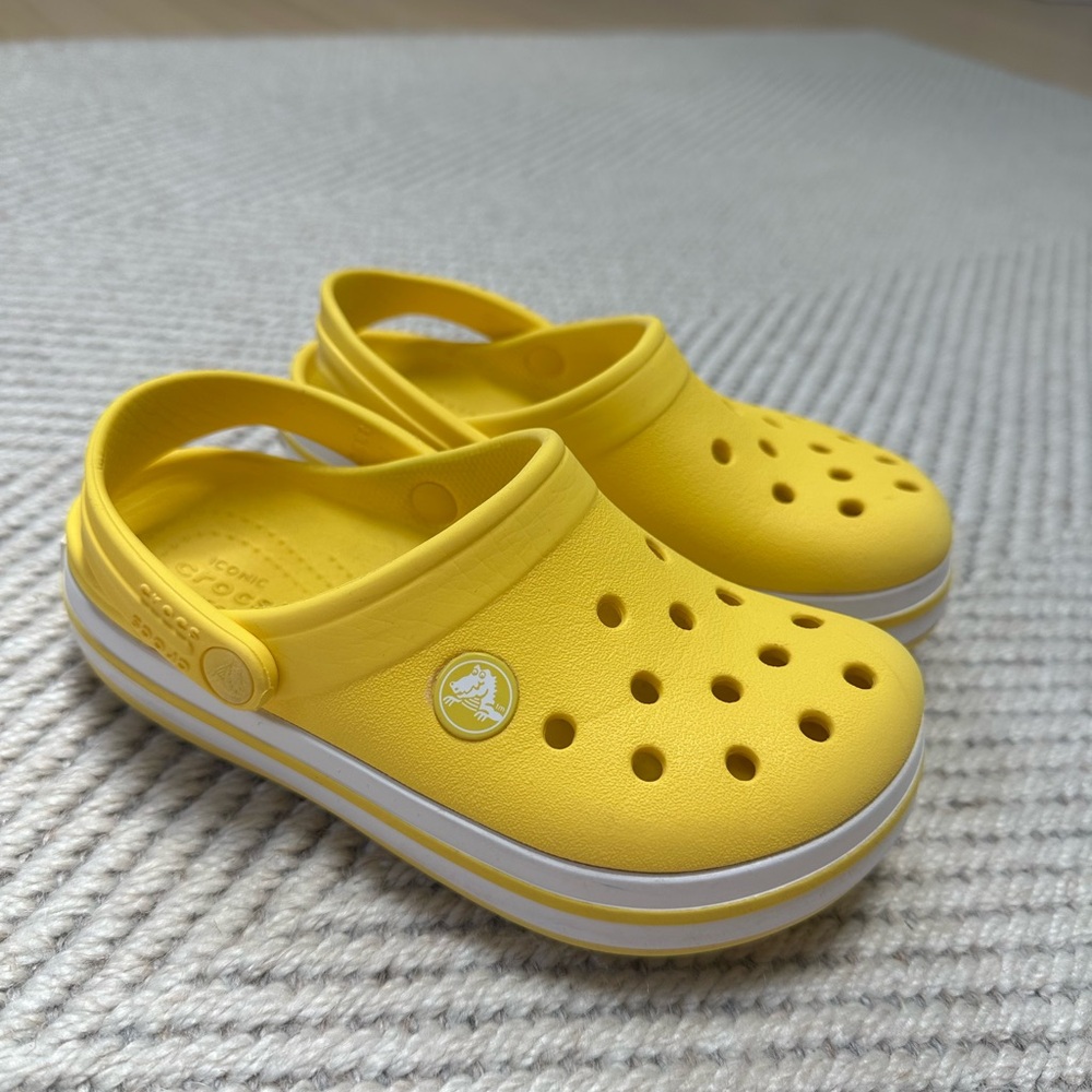 CROCS Yellow Lemon Crocband Clogs Toddler Size 11